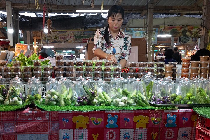 Sunset Local Eats Food Tour in Hua Hin