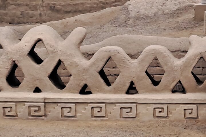 Trujillo: UNESCO Chan Chan, Huacas & Huanchaco