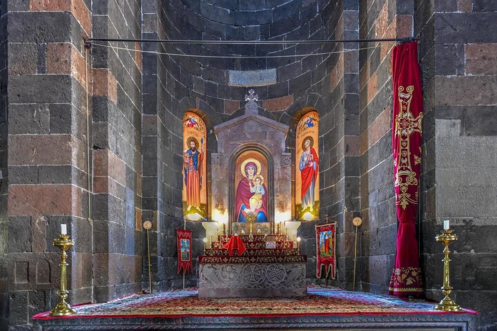 Yerevan to Tbilisi Private car transfer 3 Scenic stops