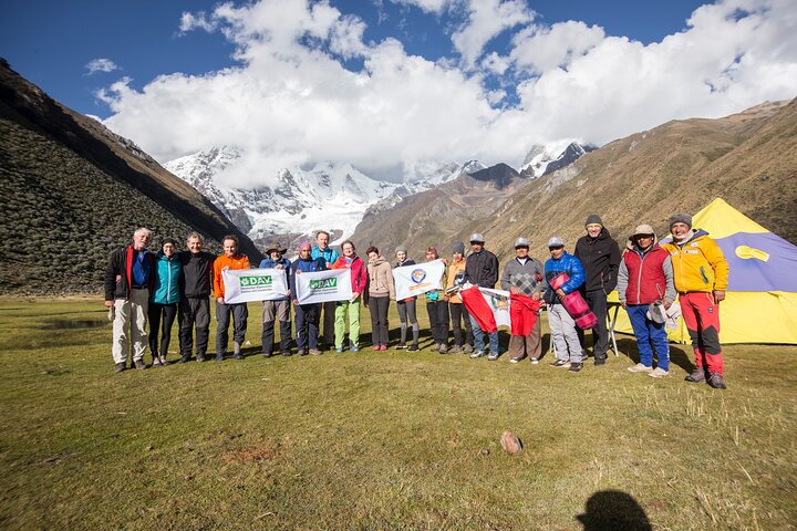 Cordillera Huayhuash Classic Trek – 8 Days & 7 Nights