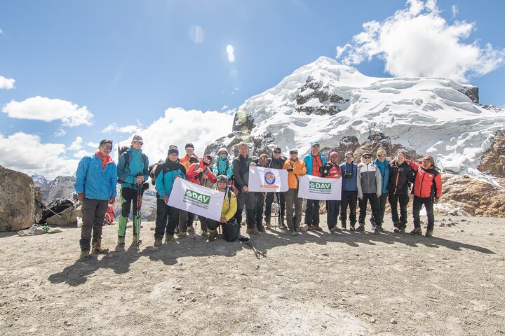 Cordillera Huayhuash Classic Trek – 8 Days & 7 Nights