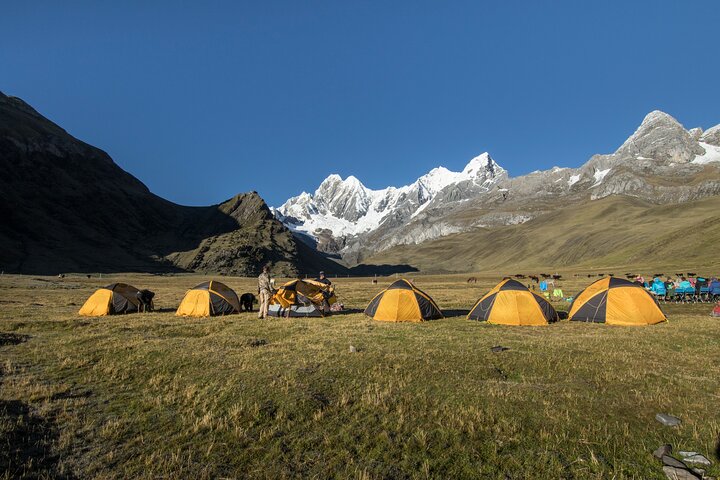 Cordillera Huayhuash Classic Trek – 8 Days & 7 Nights