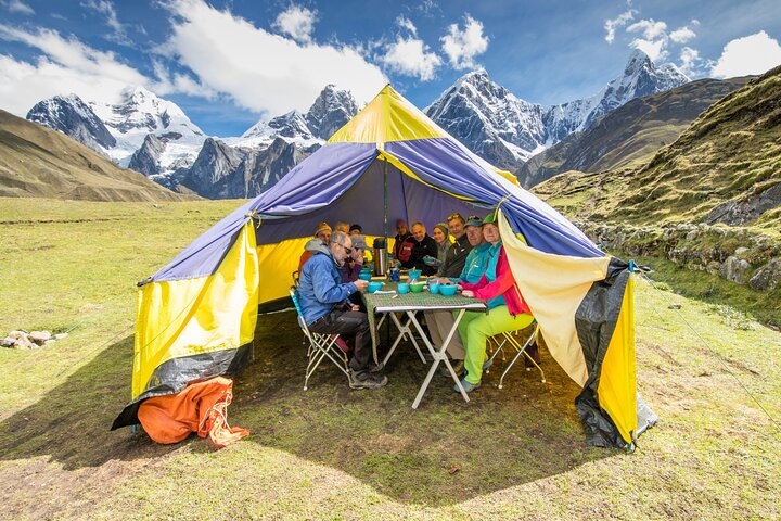 Cordillera Huayhuash Classic Trek – 8 Days & 7 Nights