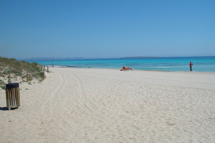 Formentera Tour from Ibiza with Transfer and Beaches