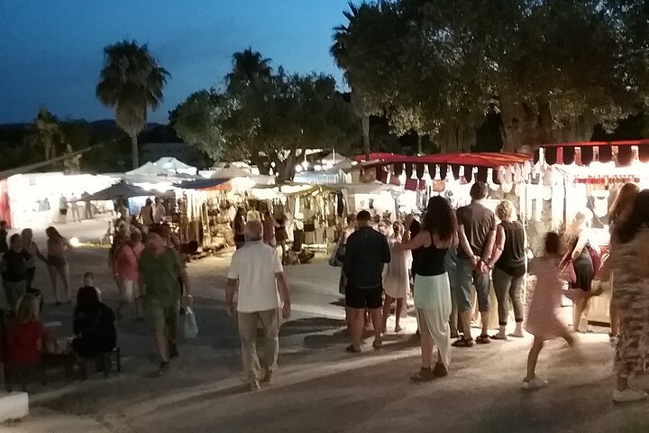 Ibiza Sunset Tour to the Hippie Market Las Dalias by Bus