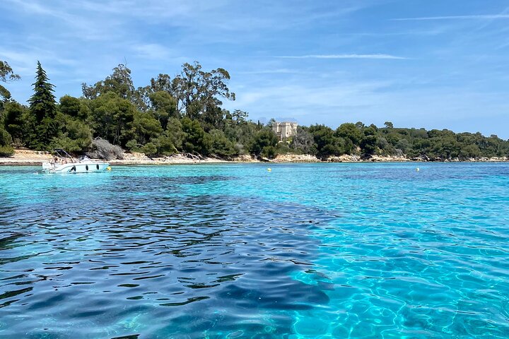 Cannes Private Boat Tour to the Lérins Islands – Relax & Snorkel