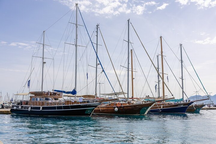 All Day Cruise -3 Islands to Agistri,Moni, Aegina with lunch and drinks included