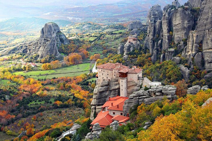 Private Full Day Tour to Meteora from Volos Cruise Port