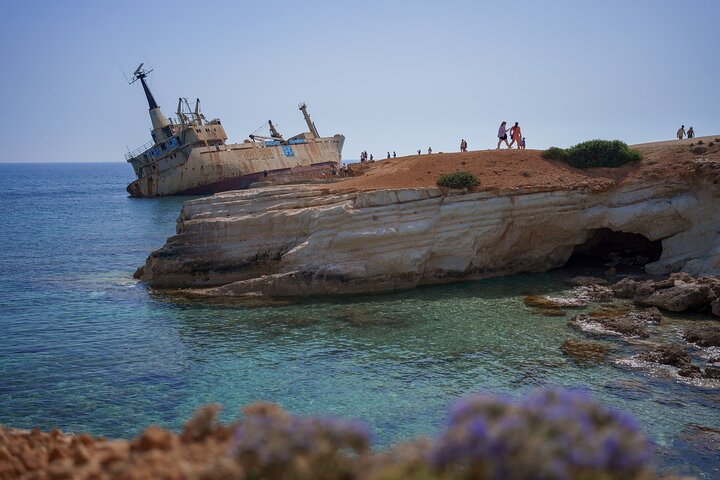 From Paphos: Blue Lagoon, Sea Caves & Aphrodite's Baths Day Trip