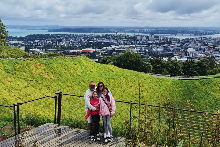 2025 Award Winning: Auckland City Highlights Half Day Tour