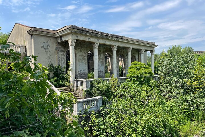 Abandoned Sanatoriums of Tskaltubo Half Day Tour from Kutaisi