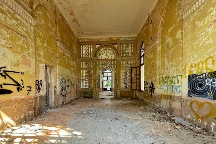 Abandoned Sanatoriums of Tskaltubo Half Day Tour from Kutaisi