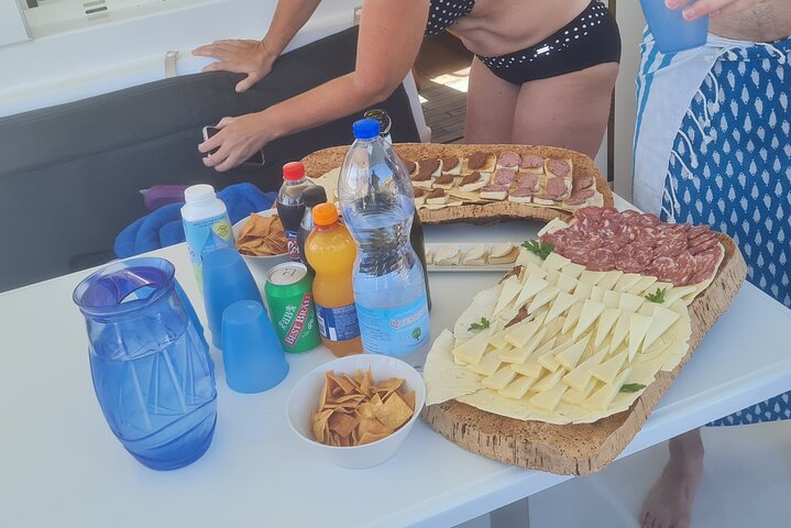 Monomaran tour 16 mt with boarding from Maddalena and Palau