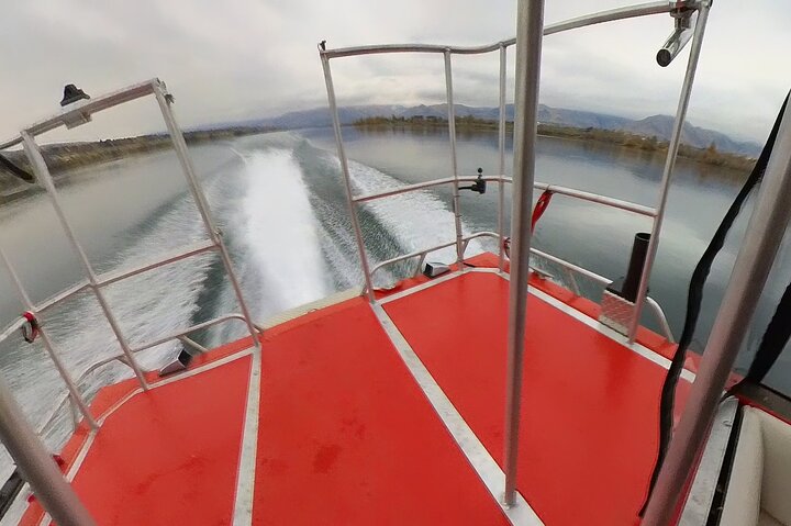 2 Hour Columbia River Boat Cruise & Drift in Wenatchee, WA