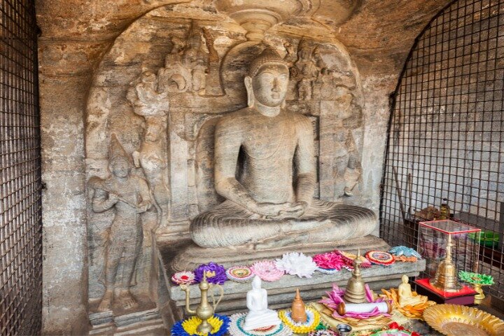 Polonnaruwa Ancient City Private Day Tour (Hidden Gems)