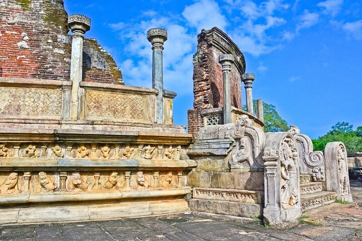 Polonnaruwa Ancient City Private Day Tour (Hidden Gems)