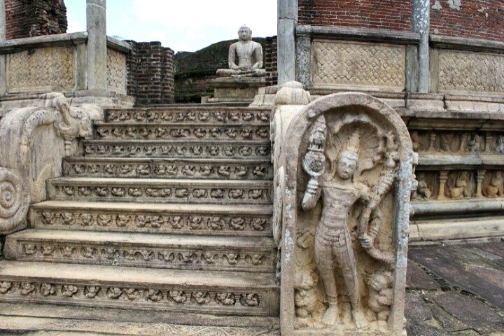 Polonnaruwa Ancient City Private Day Tour (Hidden Gems)