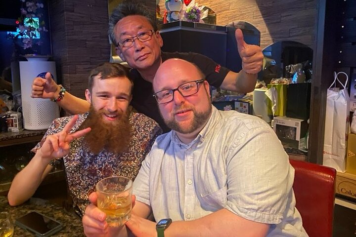 Osaka Bar Hopping: Real Izakayas, Pay Local Prices