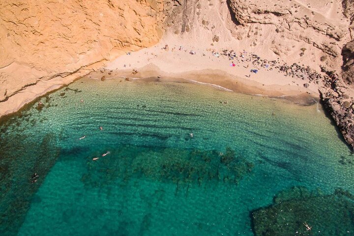 Lanzarote La Graciosa Complete Jeep Tour with Beach Time