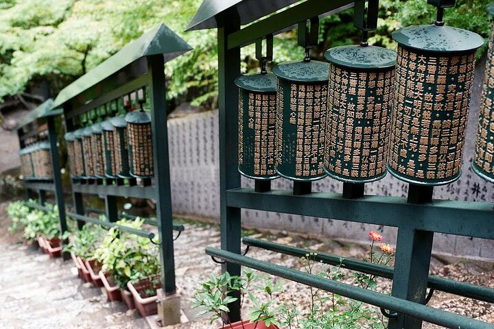 Peaceful Hiroshima & Miyajima UNESCO 1 Day Bus Tour