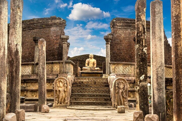 Polonnaruwa Ancient City Private Day Tour (Hidden Gems)