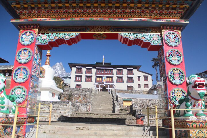 10 Days Everest Base Camp Trek from Lukla