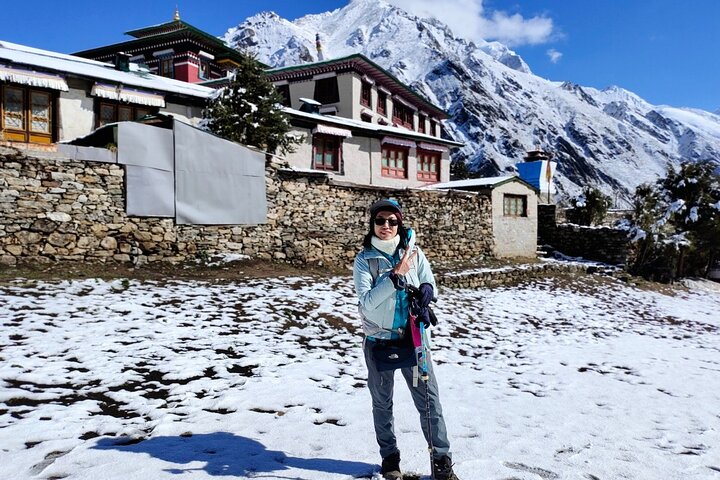 10 Days Everest Base Camp Trek from Lukla