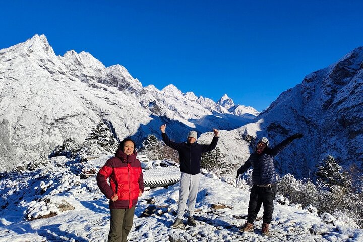 10 Days Everest Base Camp Trek from Lukla