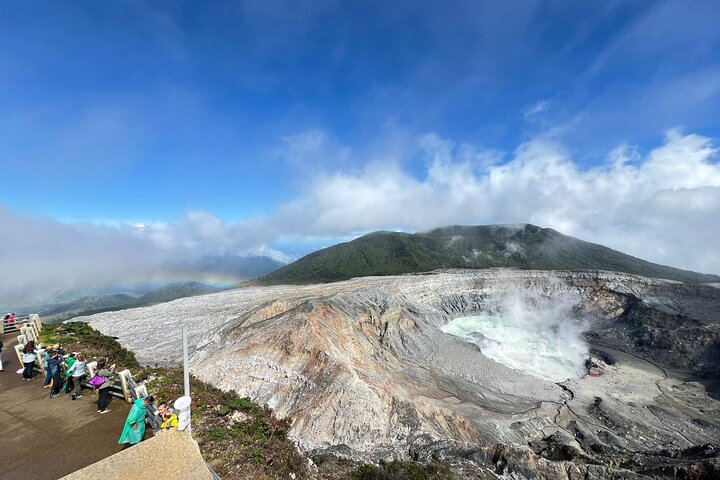Poas Volcano + Coffee Plantations & La Paz Waterfall Gardens Trip from San Jose