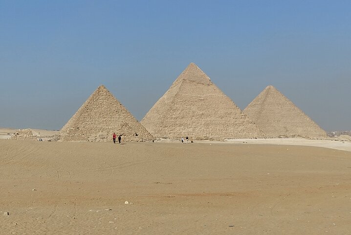Private Guided Tour Giza pyramids, Sphinx with an Egyptologist