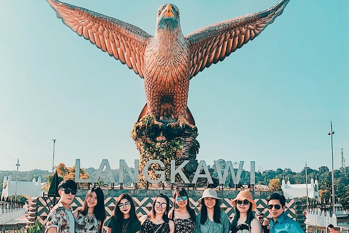 Essential Langkawi Group Tour - Top Attractions in a Day"