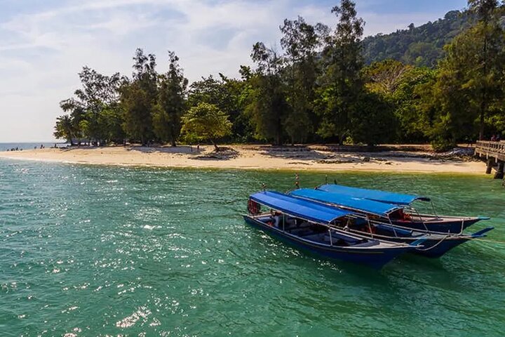Essential Langkawi Group Tour - Top Attractions in a Day"