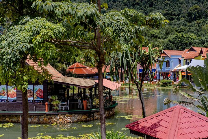 Essential Langkawi Group Tour - Top Attractions in a Day"