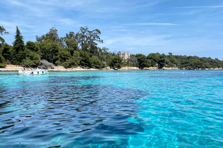 Private Luxury Boat Tour from Cannes to the Lerins Islands