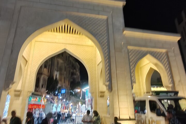 Private Guided Walking Tour in ElMoez Street & Khan Elkhalili.