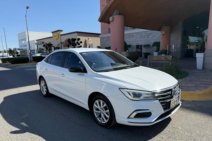 Private transfer between Leon BJX Airport and Guanajuato City