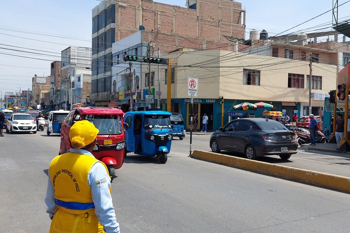Hidden Gems of Pisco: Food Tour & Tuk-Tuk Adventure