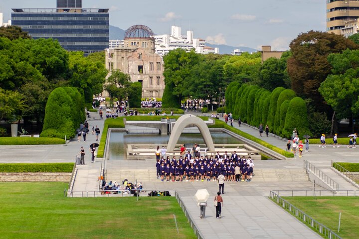 Hiroshima and Miyajima Private Guided Tour