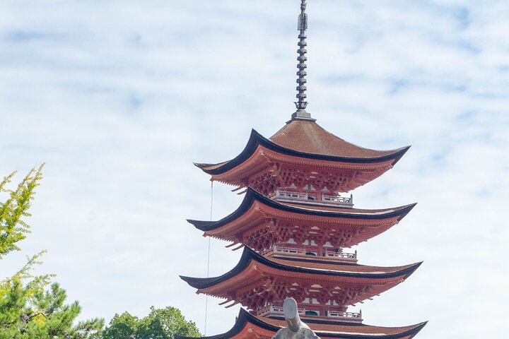 Hiroshima and Miyajima Private Guided Tour
