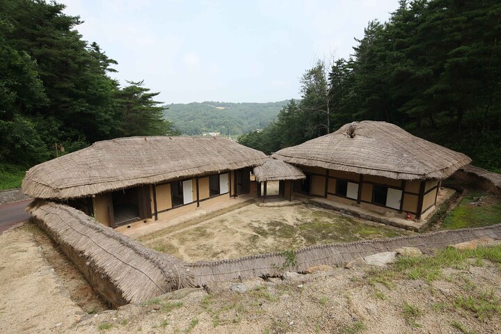 Korean Folk Village & Suwon Hwasung travel course