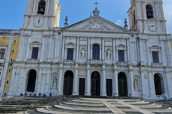 Lisbon Region Wine Tour: Mafra & Ericeira + Hotel Pick-Up