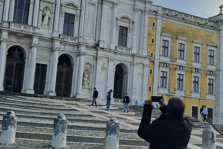 Lisbon Region Wine Tour: Mafra & Ericeira + Hotel Pick-Up