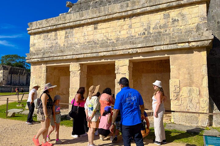 Chichen Itza Early Access Private Tour with Buffet Lunch