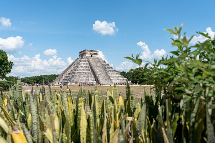 Chichen Itza Ticket with optional Guide
