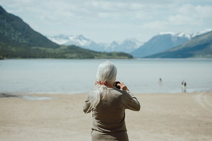 Yukon Gold Experience feat. Emerald Lake & Carcross