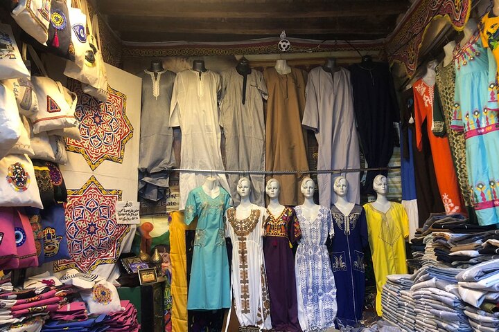 Private Guided Walking Tour in ElMoez Street & Khan Elkhalili.