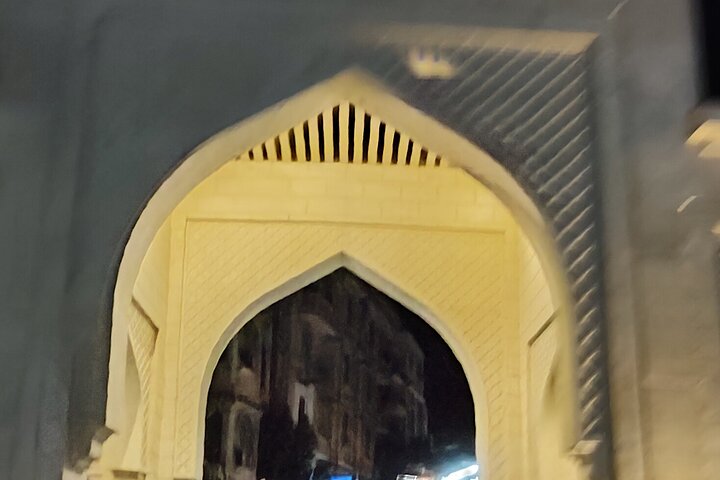 Private Guided Walking Tour in ElMoez Street & Khan Elkhalili.