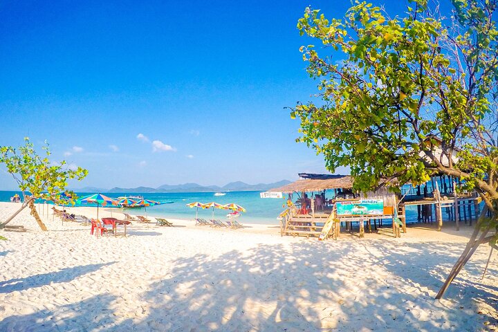 Best of Phi Phi Island Adventure Day Tour with Lunch from Phuket