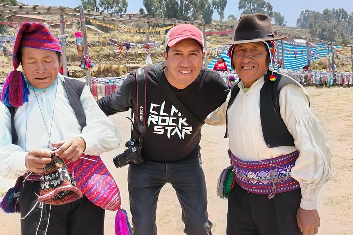 Sacred Aramu Muru & Chucuito Day Tour with Lake Titicaca Views