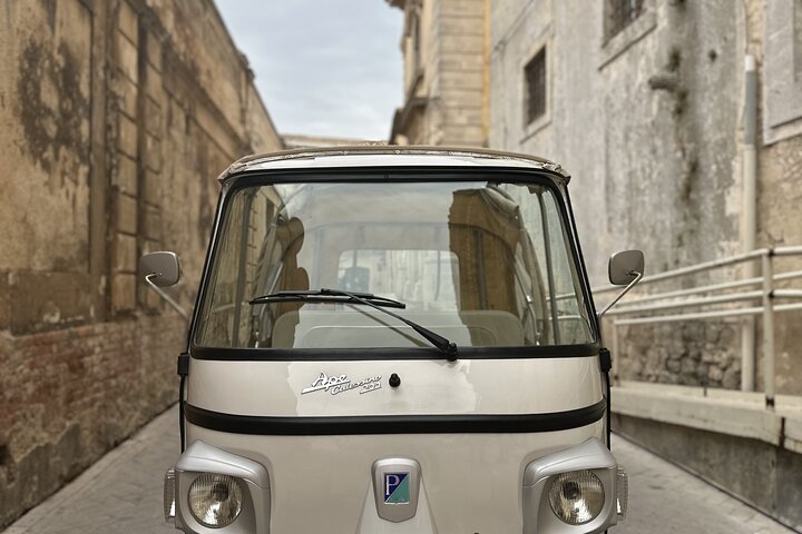Syracuse and Ortygia by tuk-tuk 2-hour tour